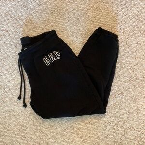 GAP women’s sweatpants - size SMALL